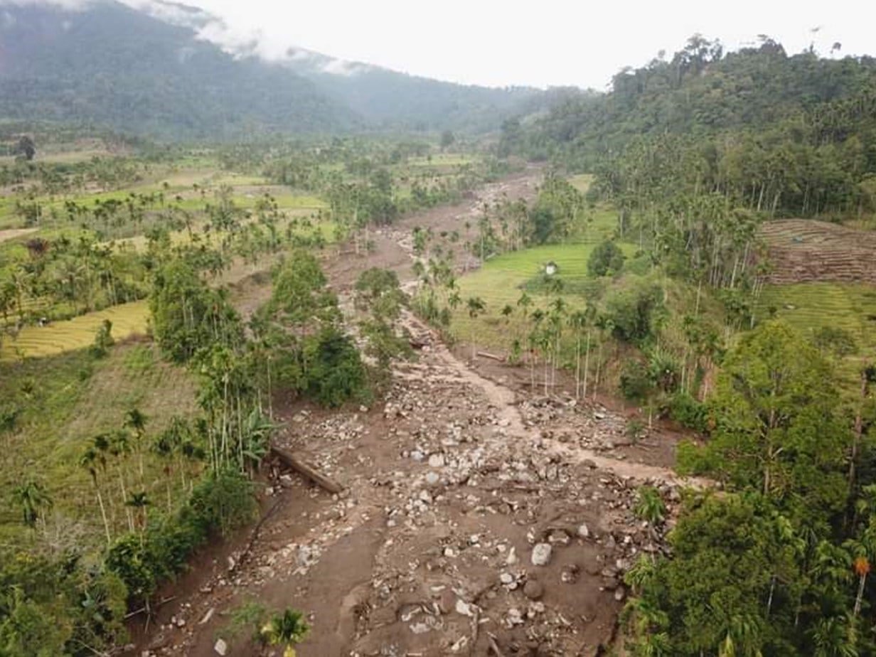 Banjir Bandang Solok: Satu Warga Tewas Terseret 11 Km, Satu Masih Hilang