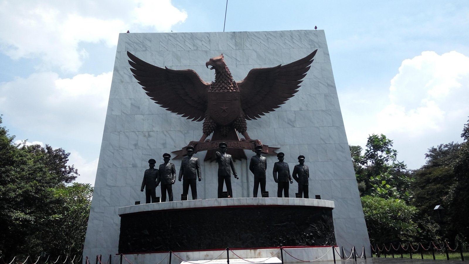Hari Kesaktian Pancasila: Prabowo Pimpin Upacara di Lubang Buaya