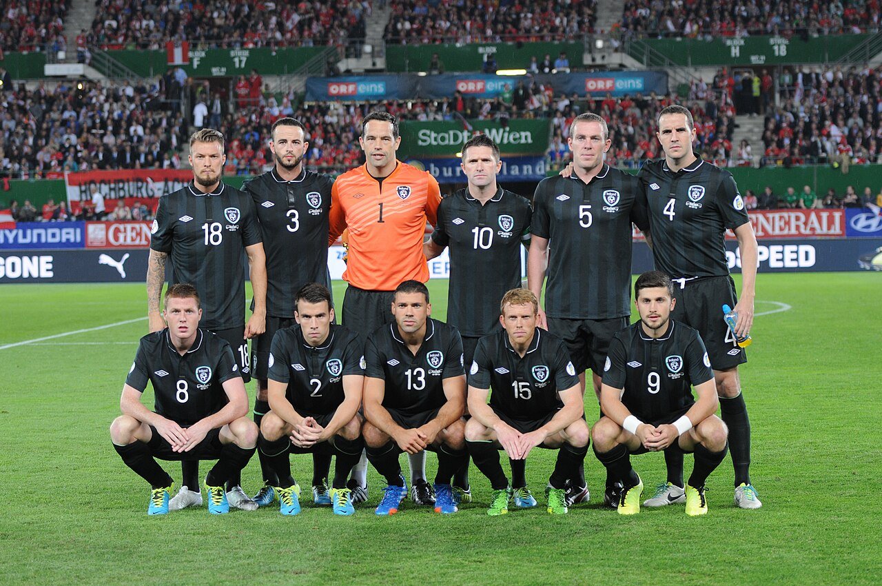 Irlandia vs Israel: Pemain Voting Tetap Main, Pakai Ban Lengan Hitam untuk Gaza
