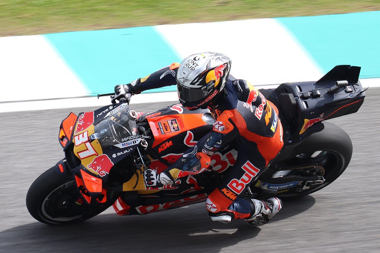 MotoGP Austria 2026: Pedro Acosta Menang di Kandang KTM Sehari Usai Jatuh