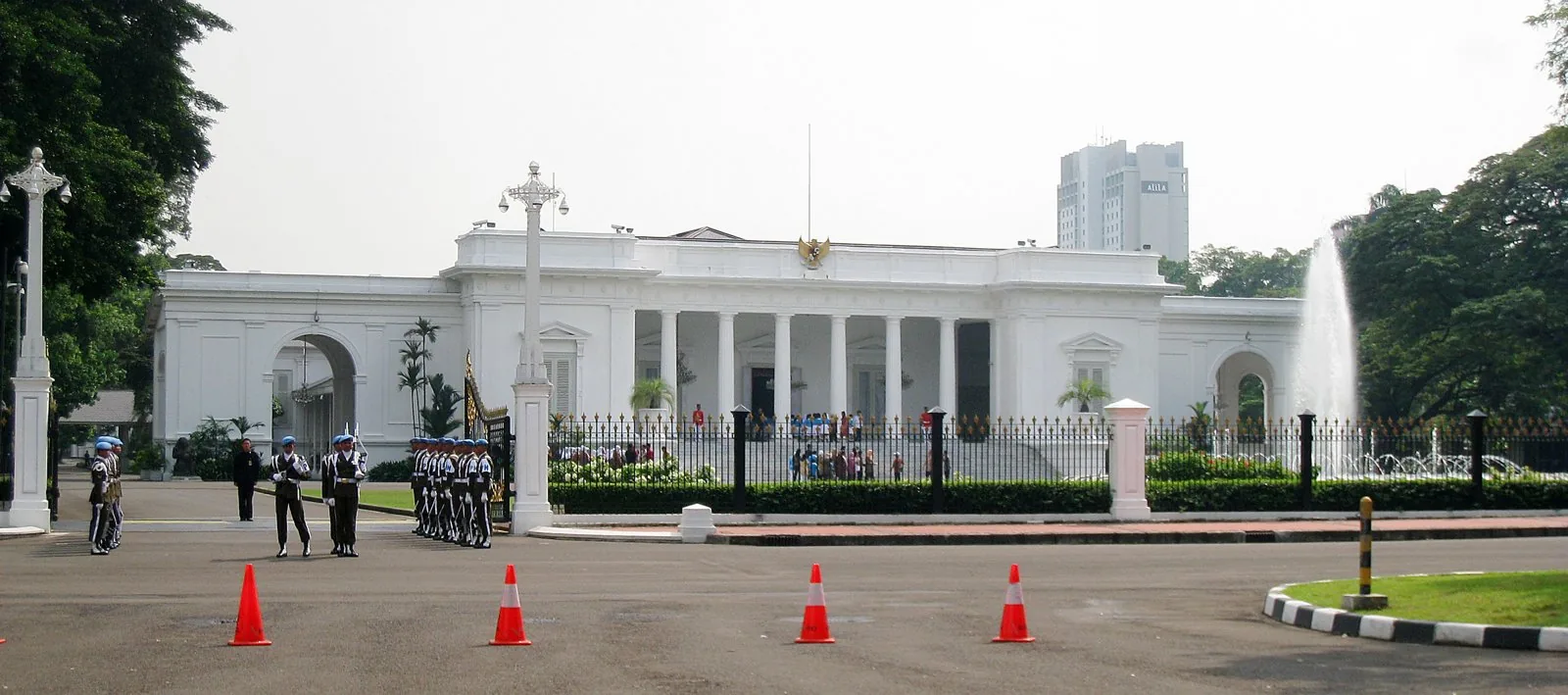 Prabowo Kumpulkan 800 Pati TNI-Polri di Istana Jelang Dua Tahun Pemerintahan